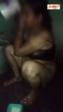 Desi Tante, super Badezimmer-Sex snapshot 9