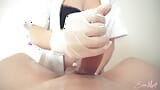 Paja profesional por la enfermera sexy Eva Myst con máscara quirúrgica, guantes de látex y aceite snapshot 11