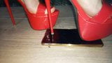 Lady L crush Vertu with sexy red high heels. snapshot 2