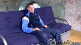 Muscle, la Britannique Jock Phill M se masturbe après l'interview snapshot 7