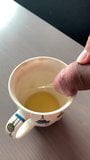 Xícara de chá especial para colega de trabalho - bom mijo com creme snapshot 3