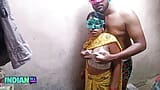 早朝のハードコアセックスでお互いを誘惑するインドの村の夫婦 snapshot 1