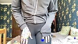 I peed in leggings! Do you want to see my squirt snapshot 3