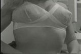 Buxom anni &#39;50 bionda - donna procace marrone snapshot 2