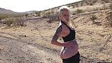 Lady Lazerus succhia il cazzo nel mezzo del deserto snapshot 5