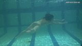 Barbara Tschehova, geiles schwimmendes Teenie-Unterwasser snapshot 3