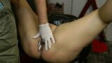 Annadevot - il me fiste dans des gants en latex snapshot 6