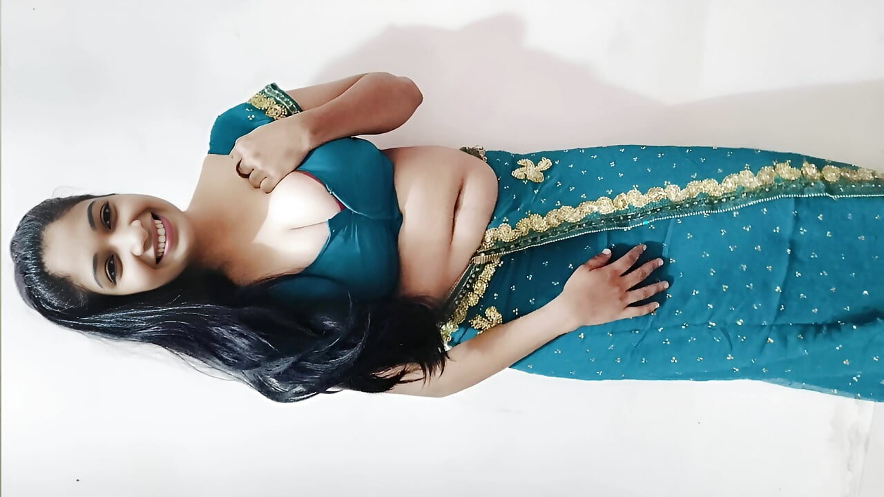 Mallu тинка18+ бхабхи скачет на Большом черном хуе Девара, дези XXX Chudai,...
