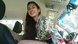 Lisichka Mila Fox neukt met een auto! snapshot 14