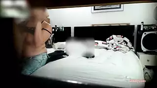 Pembantu rumah melancap zakar keras bosnya | xHamster