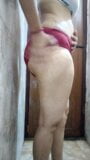 Hot pahari girl navel showing to her boyfriend ant bathing snapshot 2