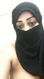 Niqab spielt snapshot 1