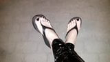 flip flops and toe rings snapshot 2