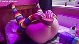 ¡La reina Femboy Raine estirada por juguetes enormes! snapshot 7