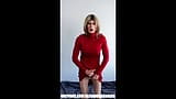 Erstaunlicher Cumshot, Alexandra Hosenträger in einem roten Kleid, Strumpfhose und Converse snapshot 10