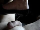 Hotwife donne un coup de pied snapshot 1