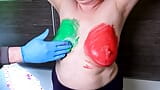 Feliz Pascua golpeando duro sus tetas coloreadas snapshot 6