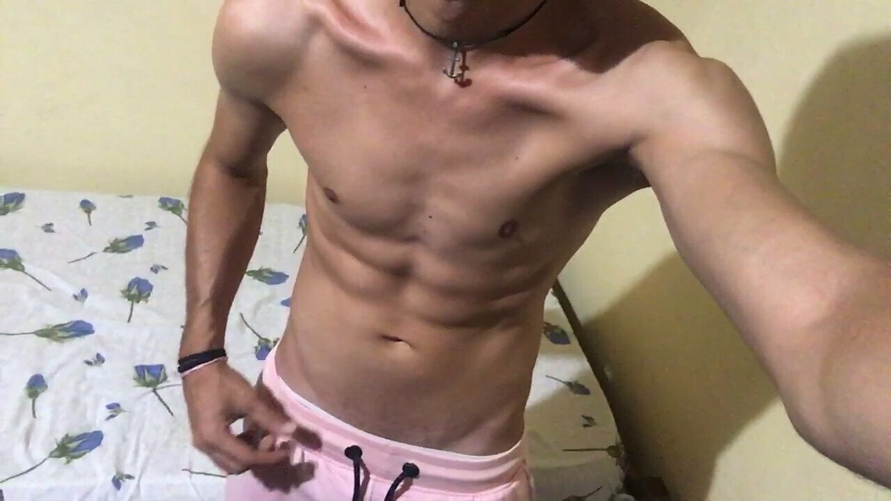 瘦小的希腊处女 onlyfans