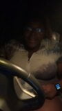 Grande bbw ébano suelas en coche snapshot 17