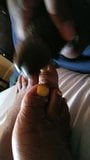 Yellow Ebony Toes snapshot 4