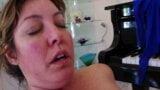 セクシーレズビアンティーン、メイプル・リーがデイジー・レオンのマンコを舐める snapshot 15