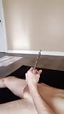 Intensywny orgazm na podłodze po pieprzeniu cewki moczowej z wibratorem snapshot 4