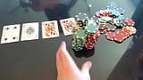 Vera King igra poker, dobija iznenadno lice (FREEUSE) snapshot 2