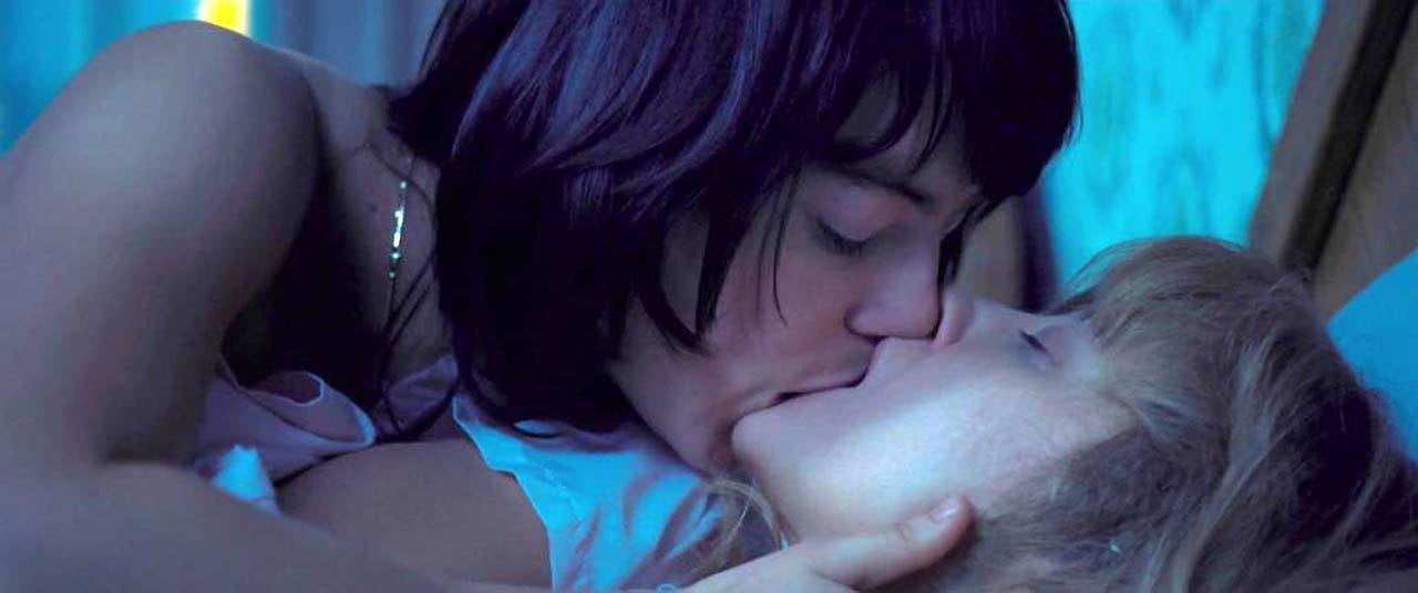 Free watch & Download Emma Stone Lesbo Sex on ScandalPlanet.Com