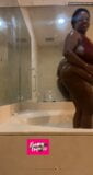 Chubby ebony in jacuzzi nude snapshot 8