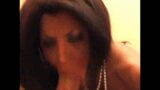 Sexy Muskel-Papi fickt Latina-Zwilling, Transexuell im Hotel snapshot 7