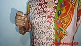 RANDI QUEEN HOT AUNTY NE CHODWIYA SARF 2000 HAJAR ME,DESI INDIAN RANDI AUNTY, HINDI DIRTY TALK CLEAR AUDIO snapshot 1