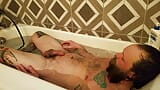 Bath tub 2 snapshot 3