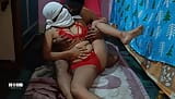 Горячую замужнюю женщину Bangali трахает сторож!! snapshot 5