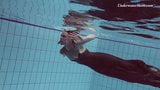 Underwater babe Liza Rachinska swims naked snapshot 3