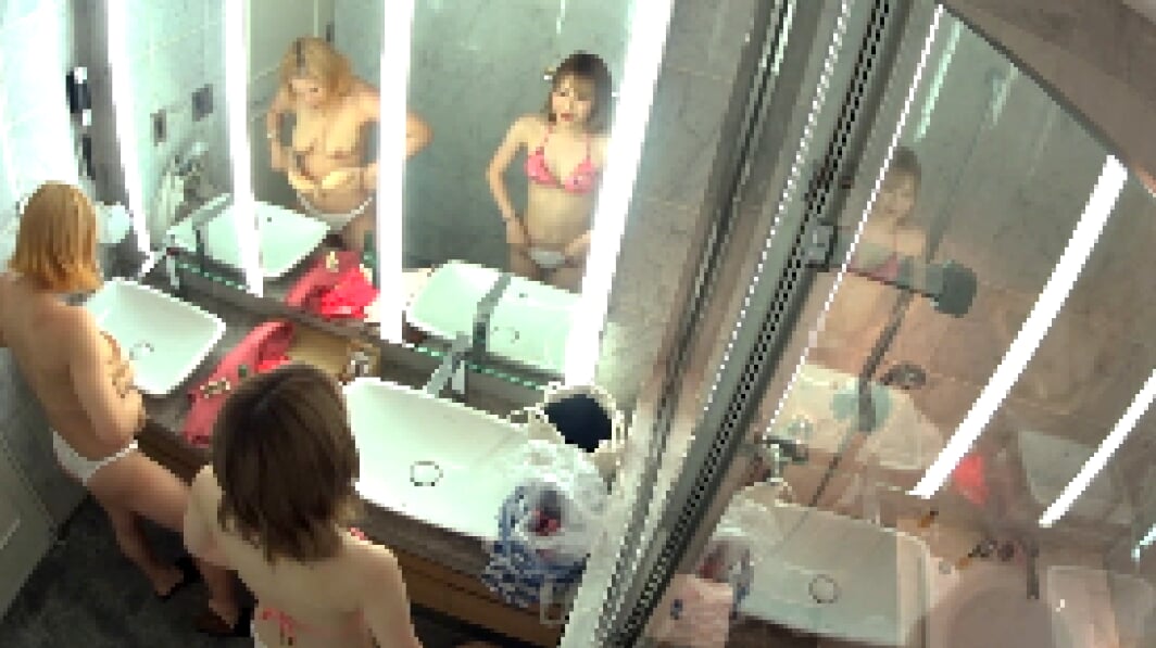 College Student Summer Vacation Home Videos (2)