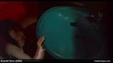 Asia Argento и Vera Gemma, сцены обнаженного и дикого секса в фильме snapshot 16