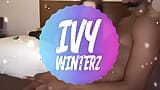 Sassy tiener Ivy Winterz krijgt een grote zwarte lul-creampie na het pijpen snapshot 1