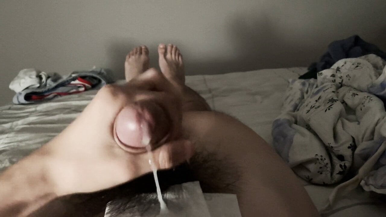 Asian twink boy shoots a big load of cum at home