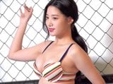 Johyun en un sujetador sexy snapshot 22