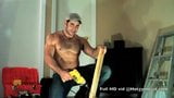 Sexy Cumming Carpenter! snapshot 1