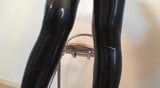 Japanischer Latex-Catsuit 03 snapshot 13