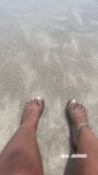 Sage journee pasir di jari kakiku snapshot 3