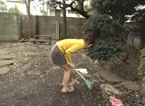 Japanese girl farting in the garden snapshot 1