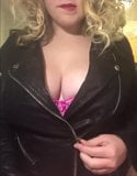 Blonde's Big Tits snapshot 1