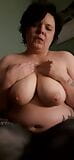 Jugando con mis tetas, lamiendo y chupando mis propios pezones snapshot 9