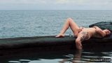 Solo masturbation ends up in squirting by the ocean snapshot 5