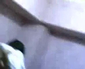 Yuqorida eri bilan porno