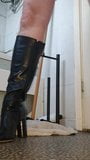 Leather boots snapshot 1