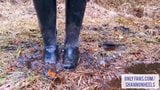 Wellies girl menyebalkan dan meniduri dog walker - shannon heels snapshot 2