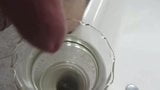 Éjaculation sous l&#39;eau pour la première fois snapshot 4